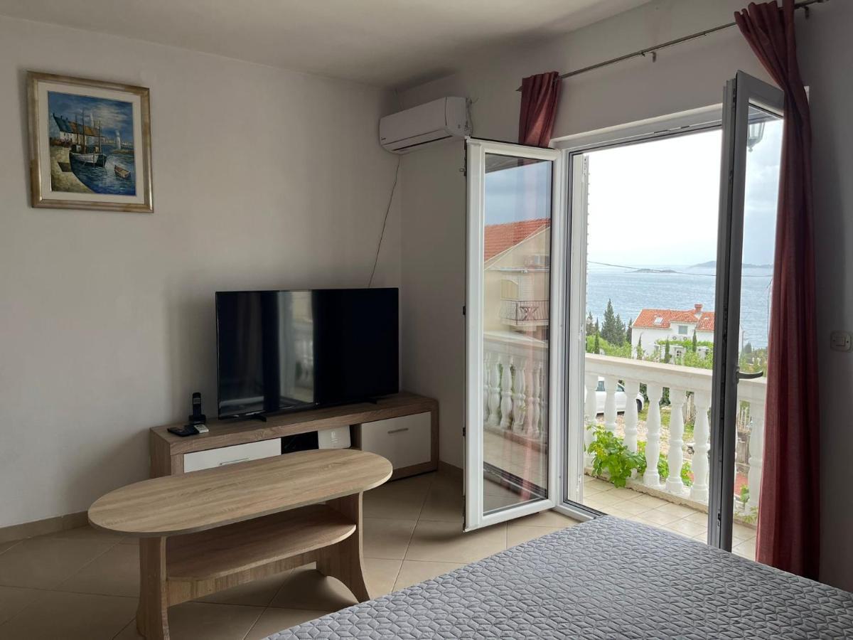 Apartments Cvjetkovic 米利尼 外观 照片